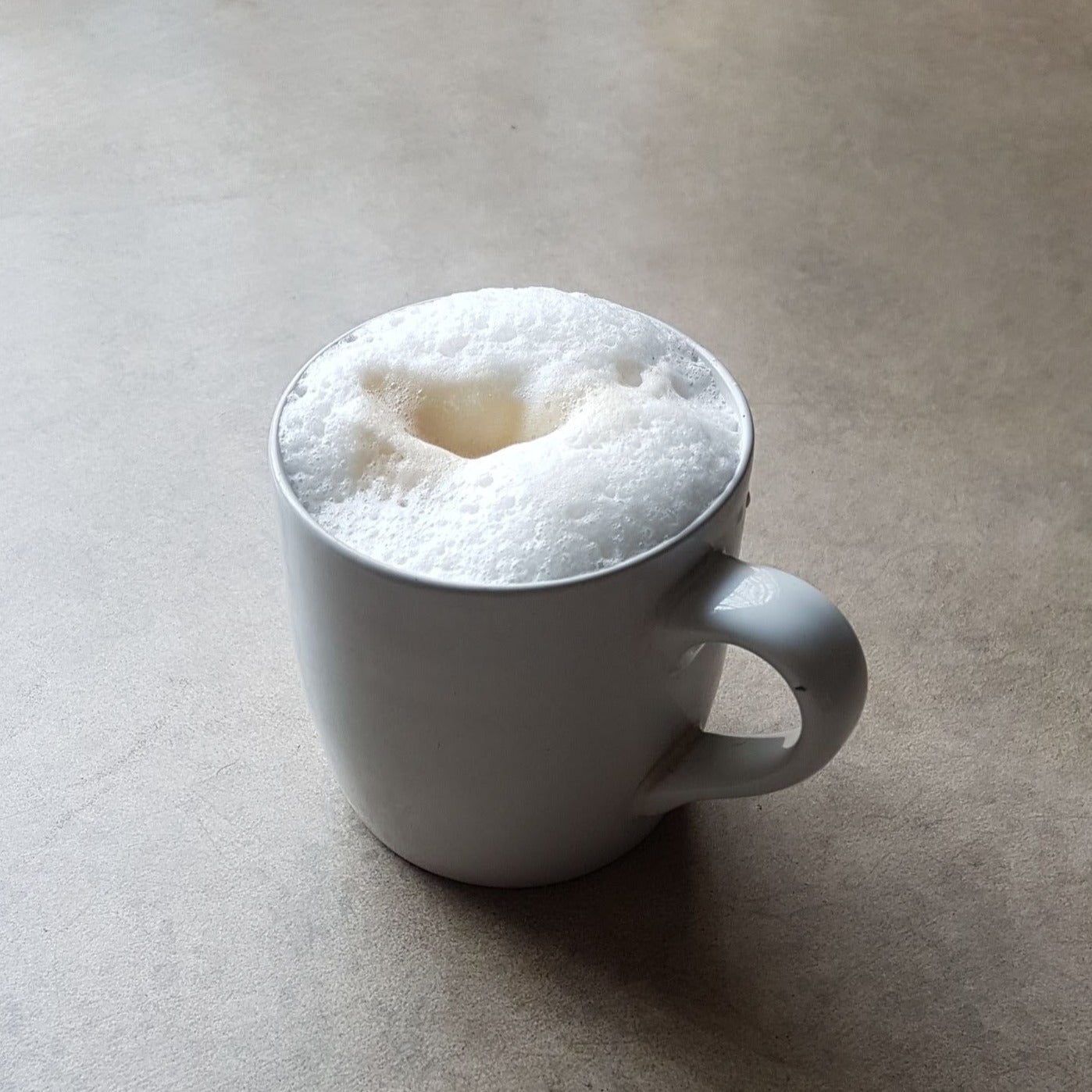 ¿Me Invitas Un Café?